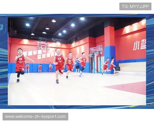 _篮球技巧培训营：打造未来巨星_，2021篮球培训