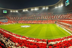 约翰·恩多耶-布鲁阿尔刷新个人最佳纪录，约翰多恩的布道词